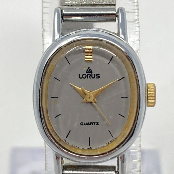 Vintage Lorus Watch Women 16mm Silver Tone V811-5070 Adjustable New Battery 7" - Picture 2 of 16